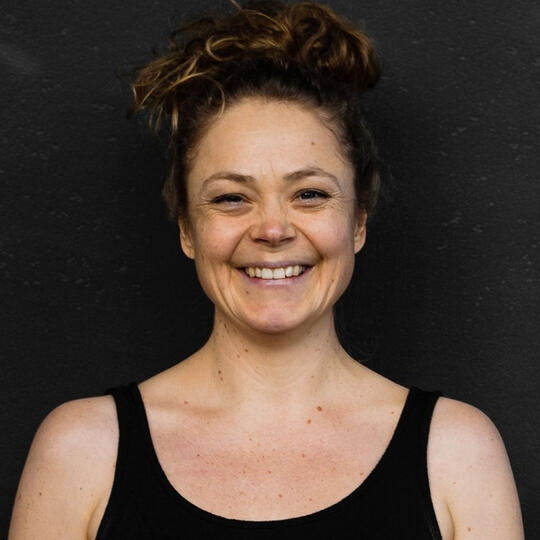 Founder preparing startup pitch with coaching